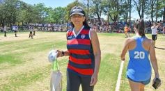 Foto de la galería: Con el hockey a pleno: Centro de Cazadores inauguró su flamante cancha sintética