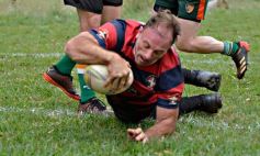 Foto de la galería: A puro Rugby: los "Classics" de Centro de Cazadores homenajearon al consagrado Carmelo Rodríguez