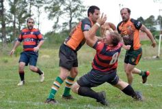 Foto de la galería: A puro Rugby: los "Classics" de Centro de Cazadores homenajearon al consagrado Carmelo Rodríguez