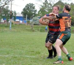 Foto de la galería: A puro Rugby: los "Classics" de Centro de Cazadores homenajearon al consagrado Carmelo Rodríguez