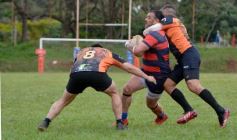 Foto de la galería: A puro Rugby: los "Classics" de Centro de Cazadores homenajearon al consagrado Carmelo Rodríguez