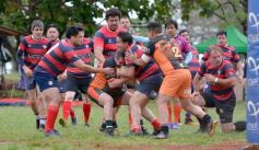 Foto de la galería: A puro Rugby: los "Classics" de Centro de Cazadores homenajearon al consagrado Carmelo Rodríguez