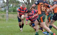 Foto de la galería: A puro Rugby: los "Classics" de Centro de Cazadores homenajearon al consagrado Carmelo Rodríguez