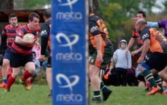 Foto de la galería: A puro Rugby: los "Classics" de Centro de Cazadores homenajearon al consagrado Carmelo Rodríguez