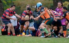 Foto de la galería: A puro Rugby: los "Classics" de Centro de Cazadores homenajearon al consagrado Carmelo Rodríguez