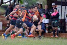 Foto de la galería: A puro Rugby: los "Classics" de Centro de Cazadores homenajearon al consagrado Carmelo Rodríguez