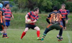 Foto de la galería: A puro Rugby: los "Classics" de Centro de Cazadores homenajearon al consagrado Carmelo Rodríguez