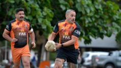 Foto de la galería: A puro Rugby: los "Classics" de Centro de Cazadores homenajearon al consagrado Carmelo Rodríguez
