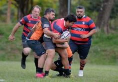 Foto de la galería: A puro Rugby: los "Classics" de Centro de Cazadores homenajearon al consagrado Carmelo Rodríguez