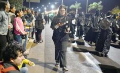 Foto de la galería: Volvió la fiesta y el encuentro en la primera noche de calle de la estudiantina