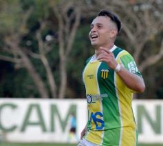 Foto de la galería: Regional Amateur: La Picada sumó de a tres en el inicio del torneo