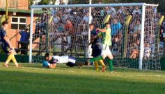 Foto de la galería: Regional Amateur: La Picada sumó de a tres en el inicio del torneo