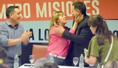 Foto de la galería: Junto a la militancia, el Peronismo Renovador celebró el Dia de la Lealtad