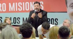 Foto de la galería: Junto a la militancia, el Peronismo Renovador celebró el Dia de la Lealtad