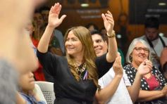Foto de la galería: Junto a la militancia, el Peronismo Renovador celebró el Dia de la Lealtad