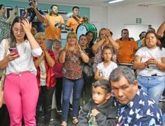 Foto de la galería: Junto a la militancia, el Peronismo Renovador celebró el Dia de la Lealtad
