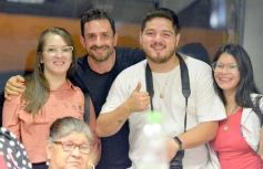 Foto de la galería: Junto a la militancia, el Peronismo Renovador celebró el Dia de la Lealtad