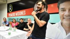 Foto de la galería: Junto a la militancia, el Peronismo Renovador celebró el Dia de la Lealtad