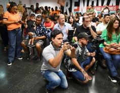 Foto de la galería: Junto a la militancia, el Peronismo Renovador celebró el Dia de la Lealtad