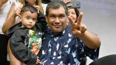 Foto de la galería: Junto a la militancia, el Peronismo Renovador celebró el Dia de la Lealtad