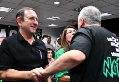 Foto de la galería: Junto a la militancia, el Peronismo Renovador celebró el Dia de la Lealtad