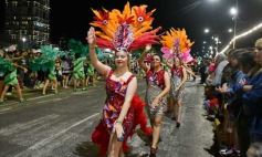 Sixto Fotografías. Sociedad. Estudiantina - Sigue la fiesta: más postales de lo que fue la primera noche de la estudiantina