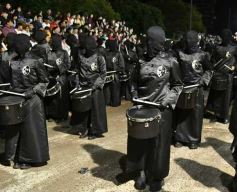 Foto de la galería: Sigue la fiesta: más postales de lo que fue la primera noche de la estudiantina