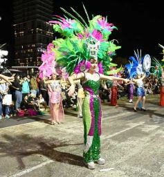 Foto de la galería: Sigue la fiesta: más postales de lo que fue la primera noche de la estudiantina