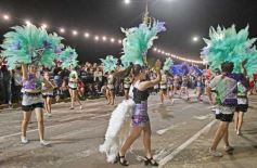 Foto de la galería: Sigue la fiesta: más postales de lo que fue la primera noche de la estudiantina