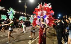 Foto de la galería: Sigue la fiesta: más postales de lo que fue la primera noche de la estudiantina