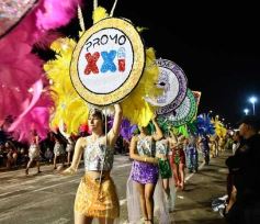 Foto de la galería: Sigue la fiesta: más postales de lo que fue la primera noche de la estudiantina