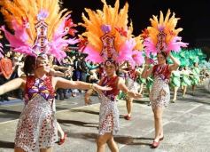 Foto de la galería: Sigue la fiesta: más postales de lo que fue la primera noche de la estudiantina