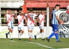 Foto de la galería: Torneo Regional: el arranque para Guaraní fue con el pie derecho y triunfo de local