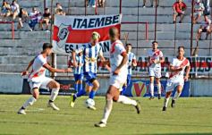 Foto de la galería: Torneo Regional: el arranque para Guaraní fue con el pie derecho y triunfo de local