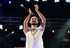 Foto de la galería: Junto a una multitud presente, Abel Pintos volvió a deslumbrar en la capital misionera