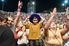 Foto de la galería: Junto a una multitud presente, Abel Pintos volvió a deslumbrar en la capital misionera