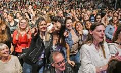 Foto de la galería: Junto a una multitud presente, Abel Pintos volvió a deslumbrar en la capital misionera