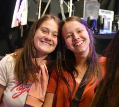 Foto de la galería: Junto a una multitud presente, Abel Pintos volvió a deslumbrar en la capital misionera