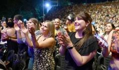 Foto de la galería: Junto a una multitud presente, Abel Pintos volvió a deslumbrar en la capital misionera