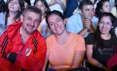 Foto de la galería: Junto a una multitud presente, Abel Pintos volvió a deslumbrar en la capital misionera