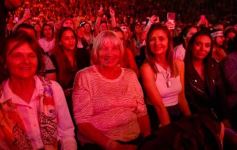 Foto de la galería: Junto a una multitud presente, Abel Pintos volvió a deslumbrar en la capital misionera