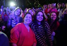 Foto de la galería: Junto a una multitud presente, Abel Pintos volvió a deslumbrar en la capital misionera
