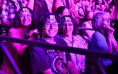 Foto de la galería: Junto a una multitud presente, Abel Pintos volvió a deslumbrar en la capital misionera