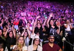 Foto de la galería: Junto a una multitud presente, Abel Pintos volvió a deslumbrar en la capital misionera