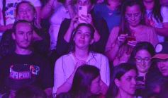 Foto de la galería: Junto a una multitud presente, Abel Pintos volvió a deslumbrar en la capital misionera