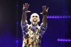 Foto de la galería: Junto a una multitud presente, Abel Pintos volvió a deslumbrar en la capital misionera