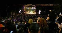 Foto de la galería: Junto a una multitud presente, Abel Pintos volvió a deslumbrar en la capital misionera