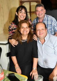 Foto de la galería: Con fiesta sorpresa incluida, Teresa Montiel recibió y compartió su feliz cumpleaños