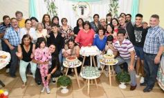 Foto de la galería: Con fiesta sorpresa incluida, Teresa Montiel recibió y compartió su feliz cumpleaños