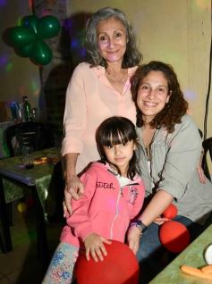 Foto de la galería: Con fiesta sorpresa incluida, Teresa Montiel recibió y compartió su feliz cumpleaños